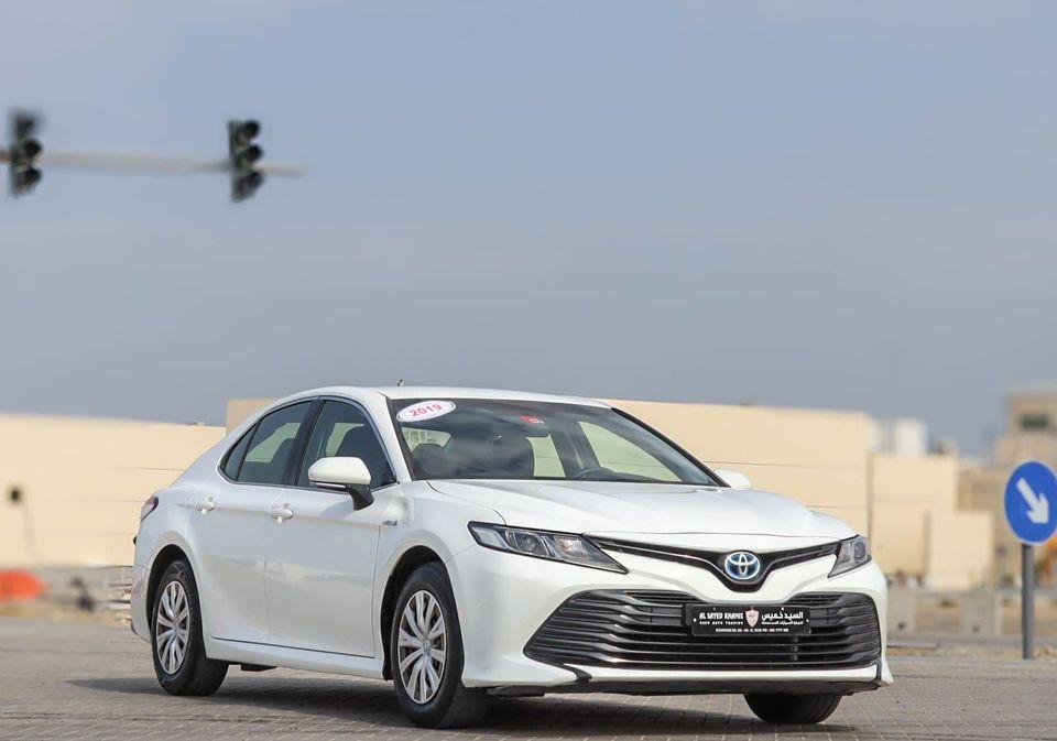 Toyota Camry LE Hybrid 2.5L Toyota Camry 2.5 L Hybrid 2019 GCC Original Paint Accident-Free In Excell