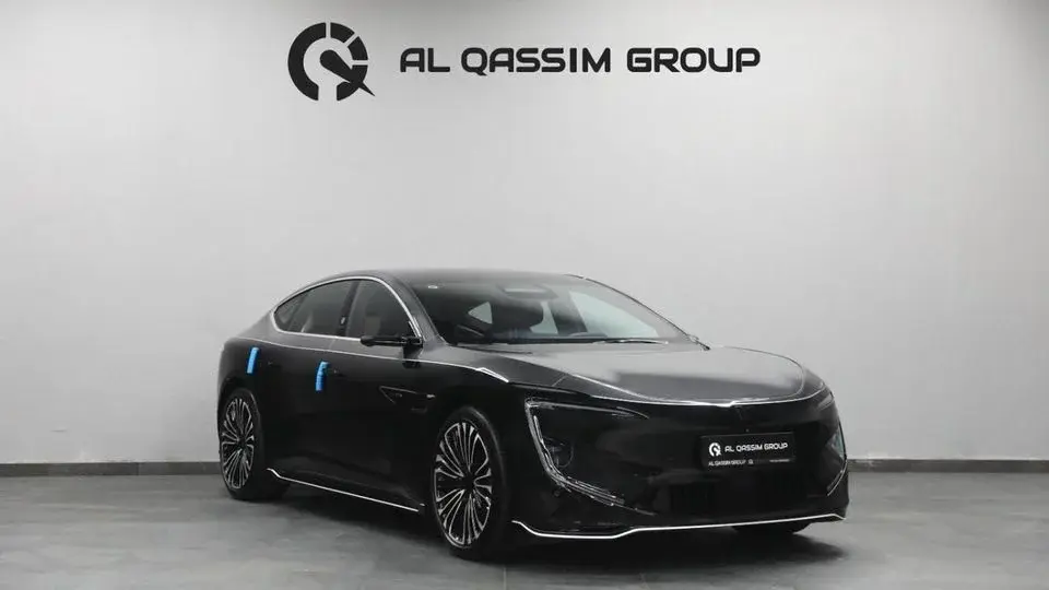 Avatr 12 Avatr 12 ROYAL EDITION Brand New Multiple Colors Available Hybrid Plug In 3 Years Warranty