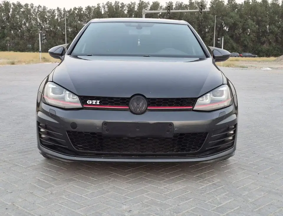 Volkswagen Golf GTI 2.0L