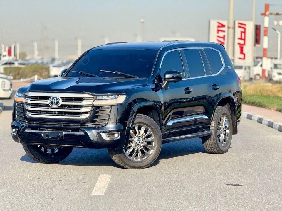 Toyota Land Cruiser Toyota Land Cruiser model 2016 V8 fuel petrol