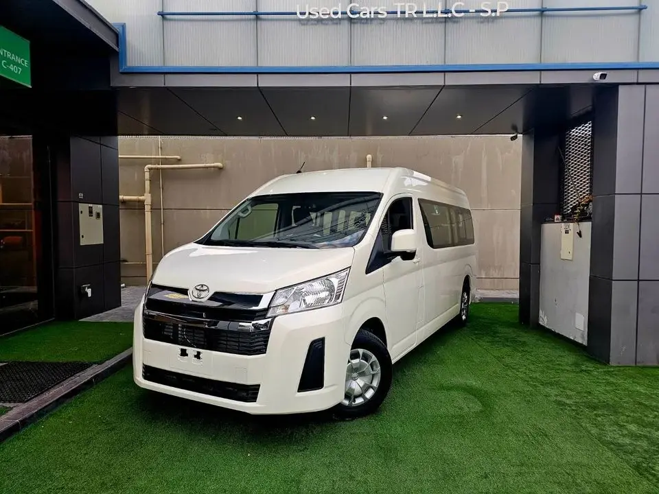 Toyota Hiace GL PASSENGER/ PATROL MANUAL/ 3.5 V6/ LOW MILEAGE