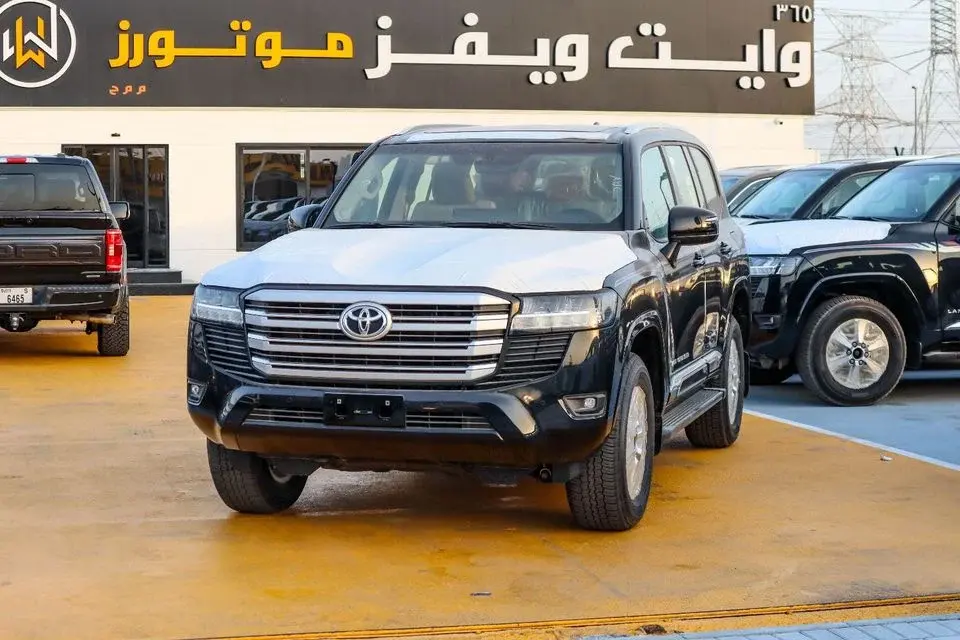 Toyota Land Cruiser GXR2 3.3L Toyota Land Cruiser GXR 3.3L Diesel (300 Series) (FJA300) 2025 Model – 4WD SUV (Big Screen