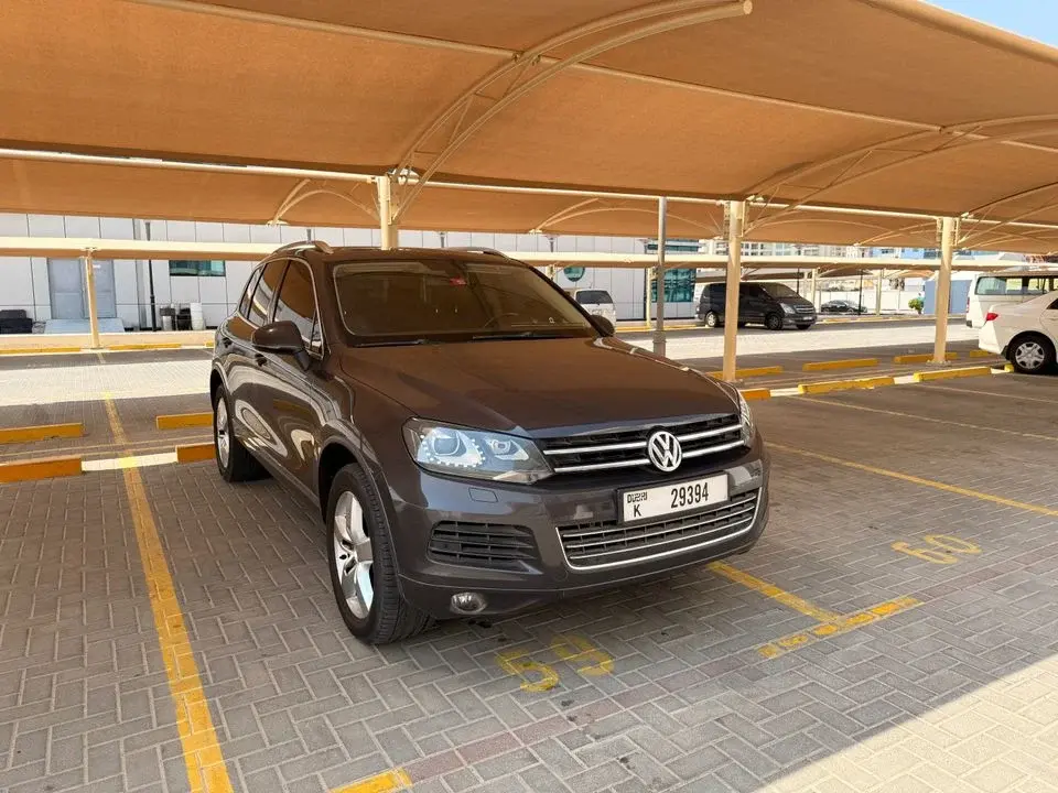 Volkswagen Touareg SE 3.6L