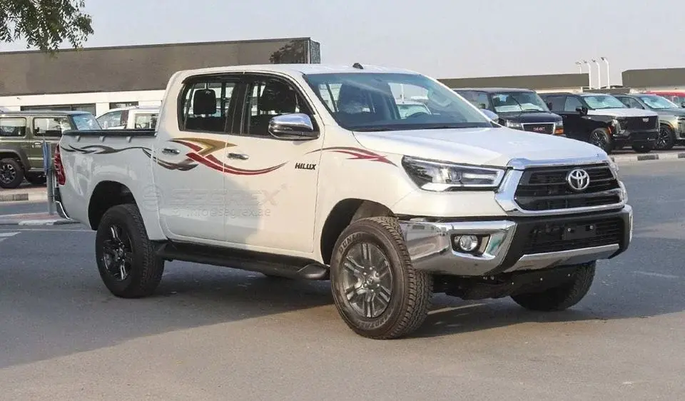 Toyota Hilux DC, 2.7L Petrol 4WD 6-Speed Automatic 2026 Model Ready for Export
