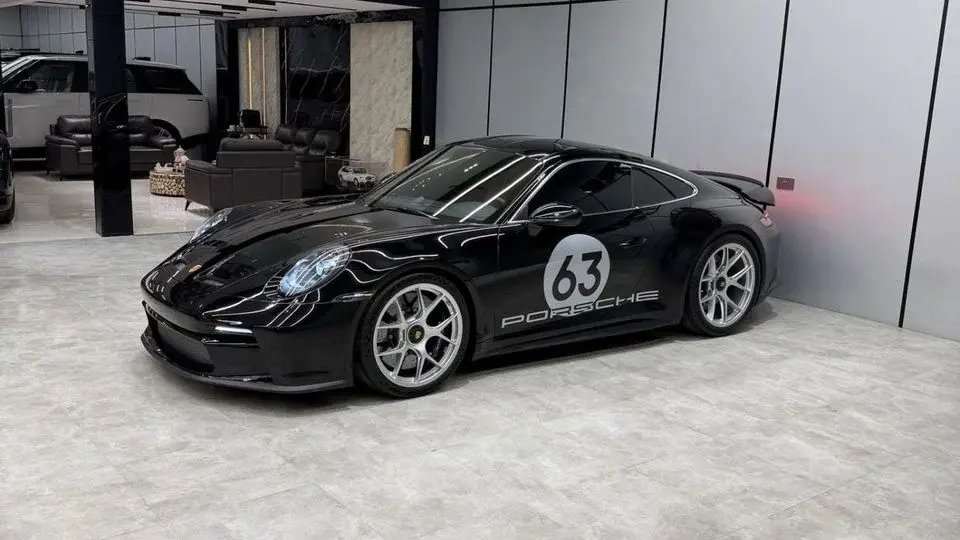 Porsche 911 S/T 4.0L (520 HP) Coupe Manual Transmission GCC Specs Pure Driver’s Icon