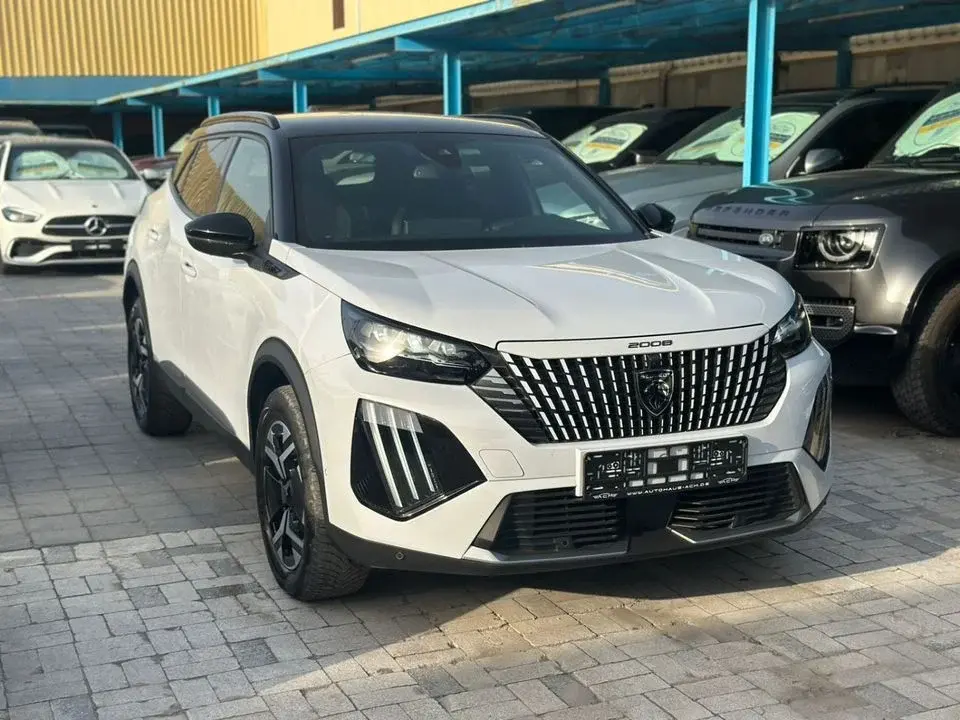 Peugeot 2008 2024 Peugeot 2008 GT Hybrid 1.2L Turbo 136 HP Top Option Brand New Condition Warranty