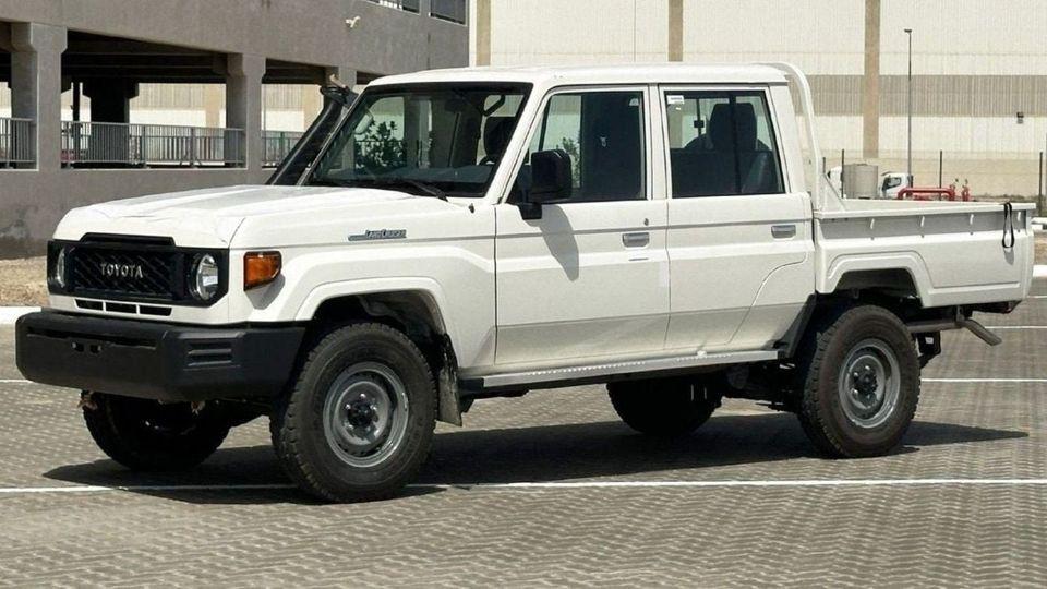 Toyota Land Cruiser Pick Up