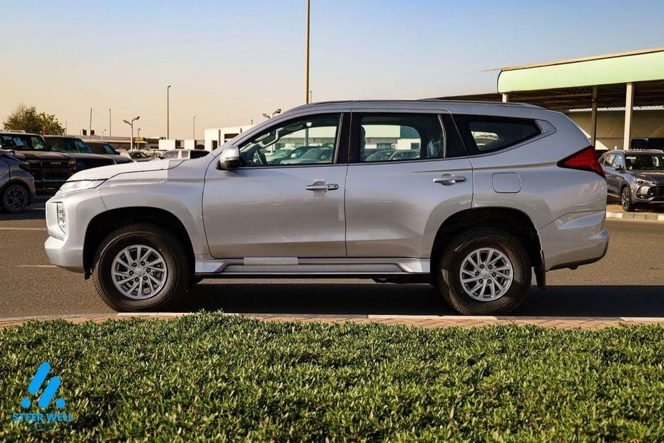 Mitsubishi Pajero 2.5L Turbo Diesel 134 HP AT 4WD 7 Passenger Dual Airbags ABS & EBD Ad-Safety 2023