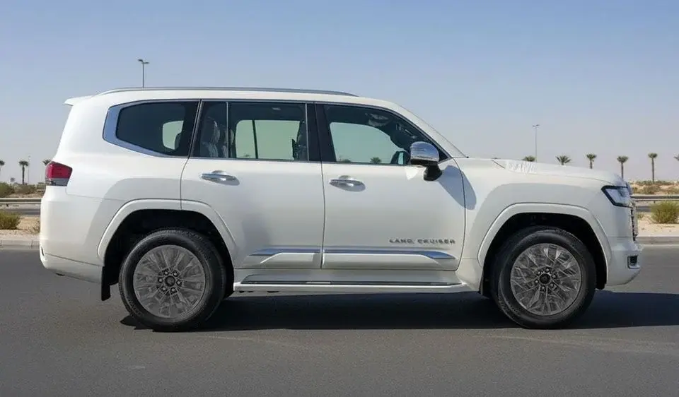 Toyota Land Cruiser (LC300) VX, 3.3L Turbo Diesel 4WD 10-Speed Automatic 2026 Model Ready for Export