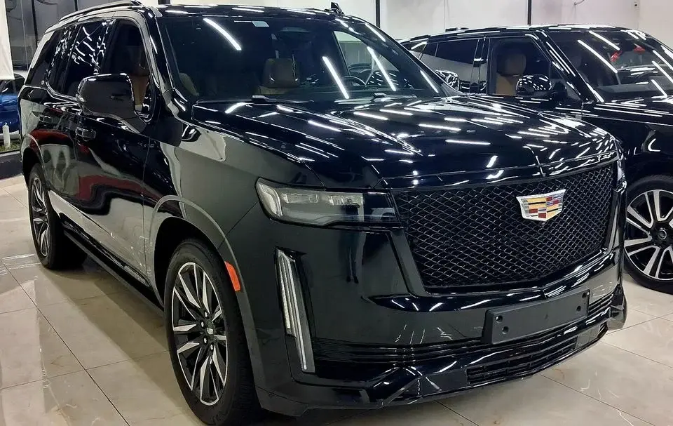 Cadillac Escalade Sport Platinum 6.2L 4WD
