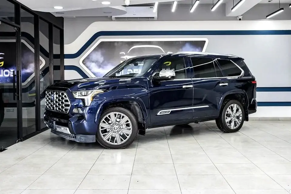 Toyota Sequoia CAPSTONE HYBRID