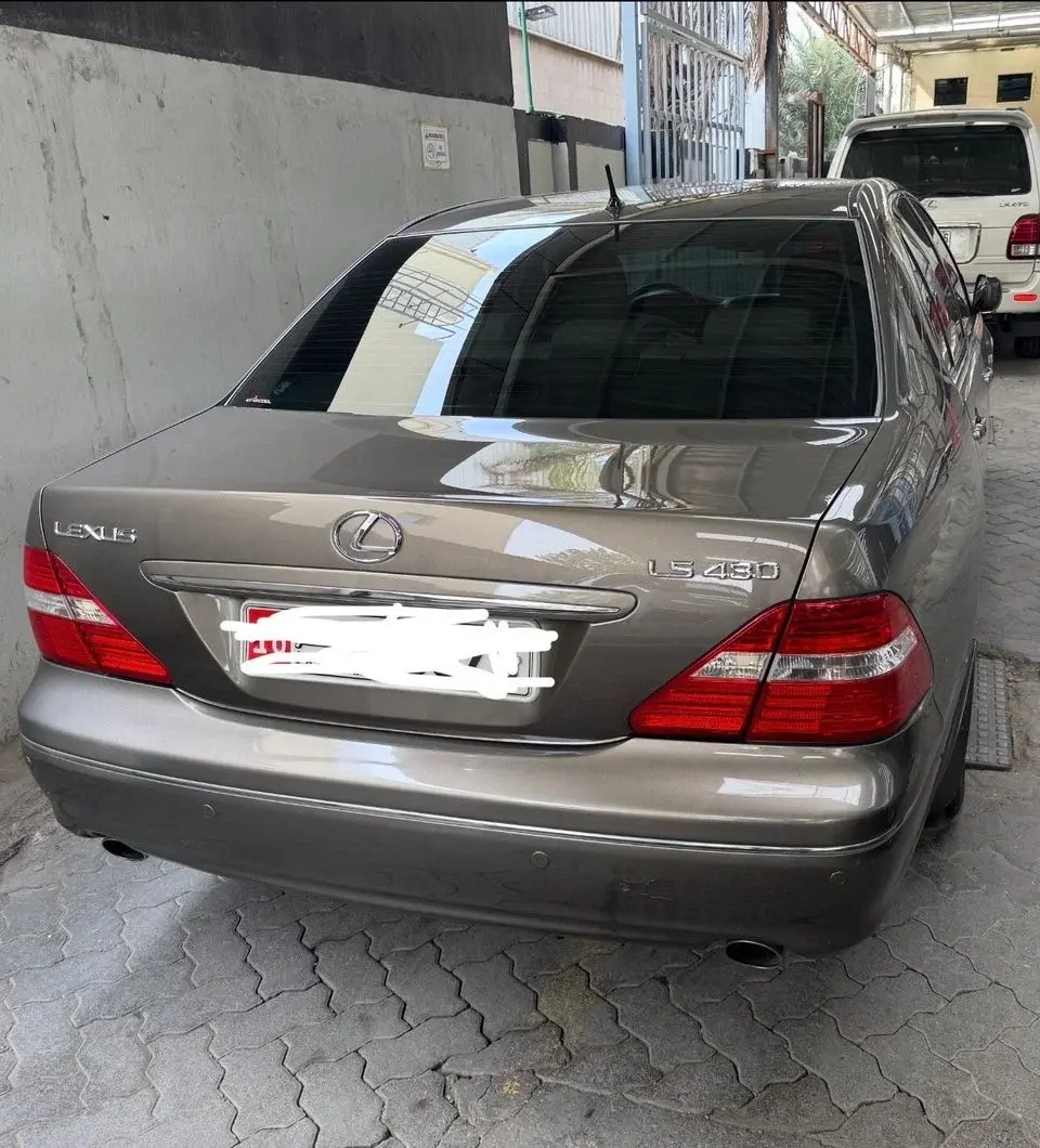 Lexus LS 430