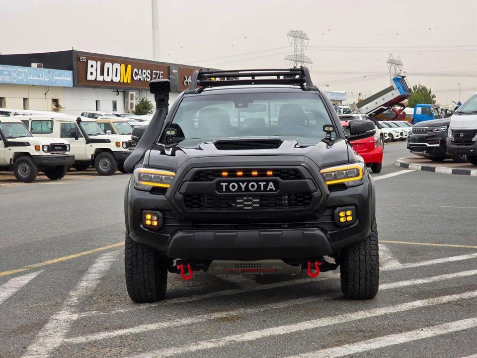 Toyota Tacoma 3.5L TRD Of Road Push button, leather seats and off Road kits