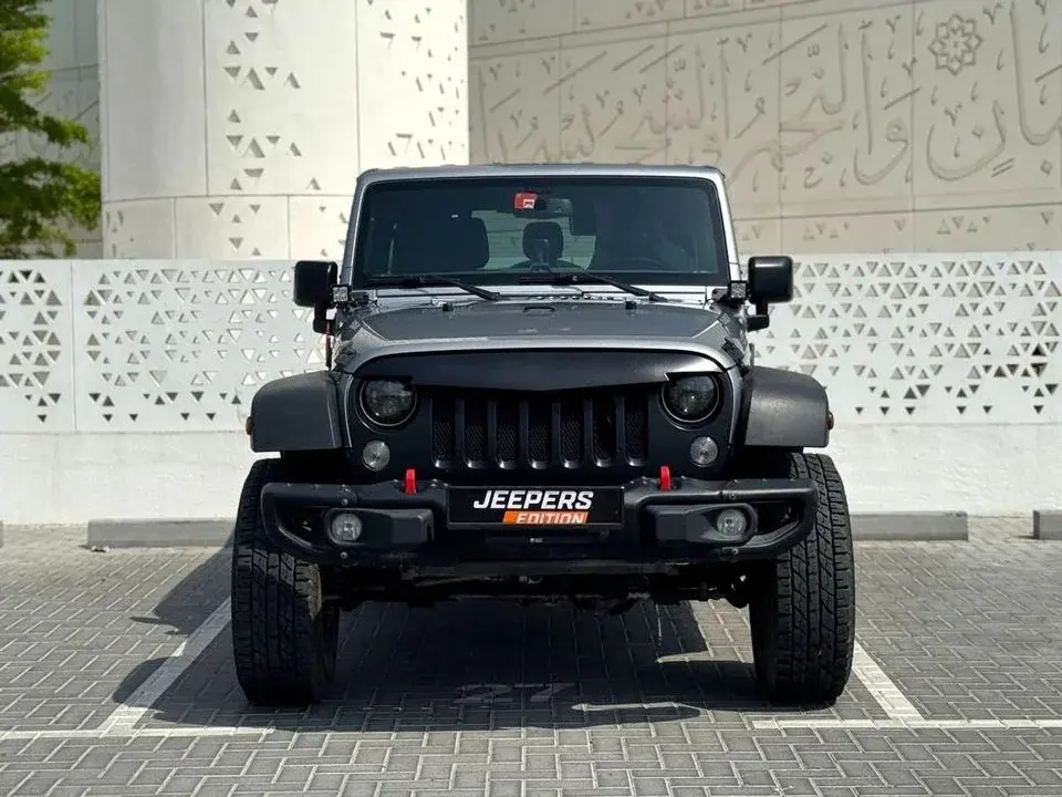 Jeep Wrangler Unlimited Sport 3.6L A/T