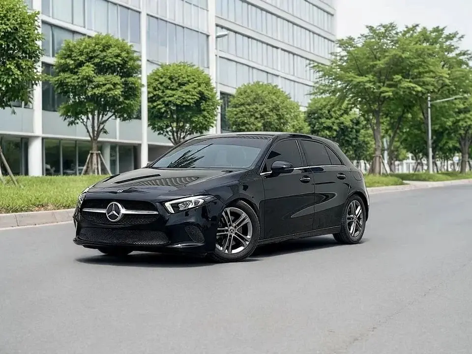 Mercedes-Benz A 200 864 PM MERCEDES A200 1.3L FWD WELL MAINTAINED 0% DOWNPAYMENT