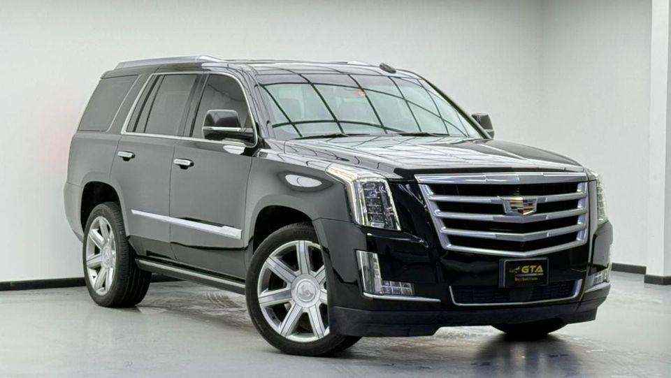 Cadillac Escalade 2016 Cadillac Escalade Premium Luxury, Full Service History, 8 Seater, Excellent Condition, GCC