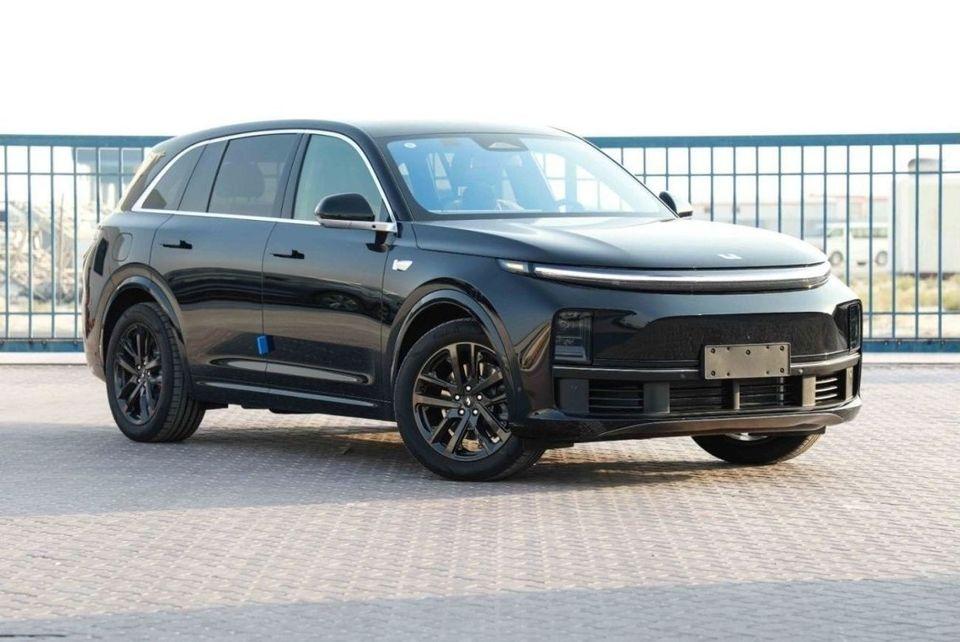 Li Auto L7 PRO 1.5L - Black inside Black Export Only