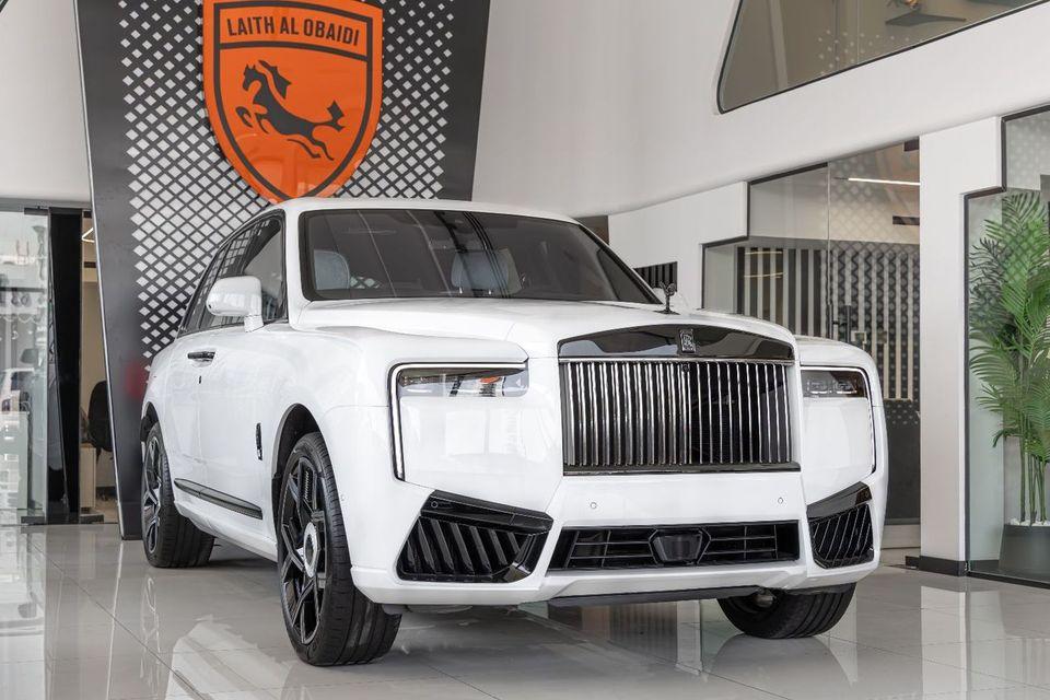 Rolls-Royce Cullinan ROLLS-ROYCE CULLINAN BLACK BADGE FULL OPTIONS BESPOKE SOUND SYSTEM GCC SPECS DEALER WARRAN