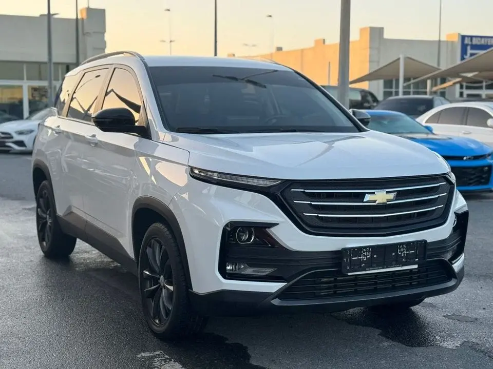 Chevrolet Captiva LS 1.5L (150 HP) (7 Seater)