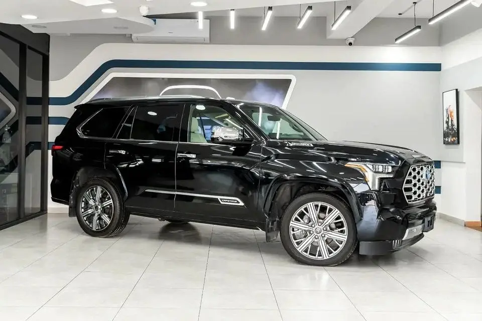 Toyota Sequoia Capstone hybrid