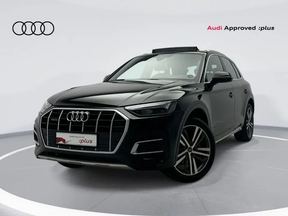 Audi Q5 45 TFSI Quattro Design 2.0L Q5 Advanced 45 TFSI quattro 249hp (Ref# 106957)