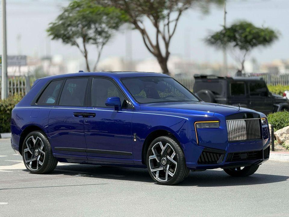 Rolls-Royce Cullinan GCC SPEC NEAT AND CLEAN LESS KILOMETER