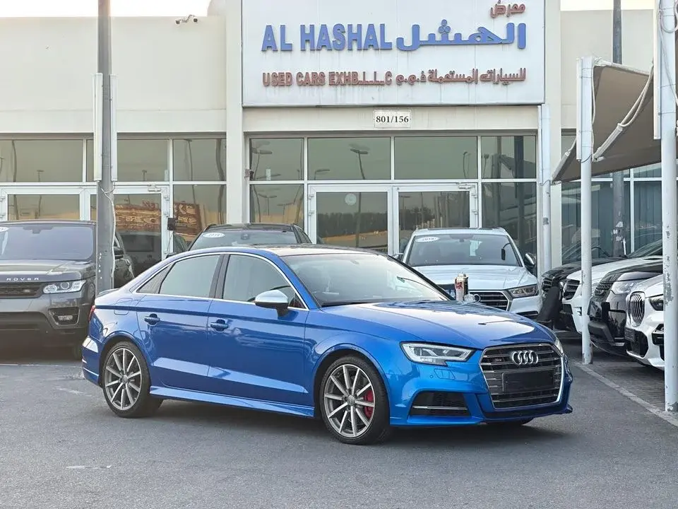 Audi S3 TFSI quattro 2.0L
