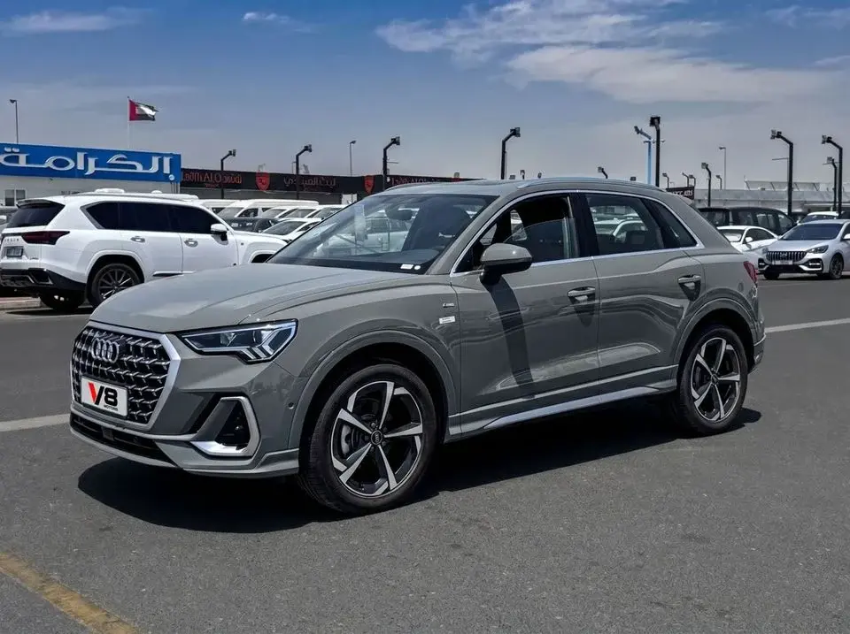 Audi Q3 Audi Q3 S Line TFSI 35 1.5L 2025 0KM