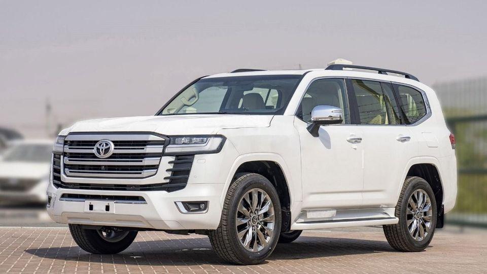 Toyota Land Cruiser (LHD) TOYOTA LAND CRUISER LC300 VXR 3.3D AT MY2025 – WHITE