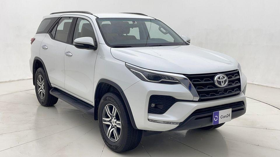 Toyota Fortuner GXR 4.0L (278 HP) 2023 GXR AED 1728/Month 0 DP 30 Day Return Warranty Service History