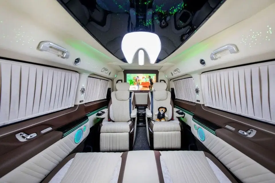 Mercedes-Benz V 300 1 of 28 Magellan Edition based on a Yacht By Limgene