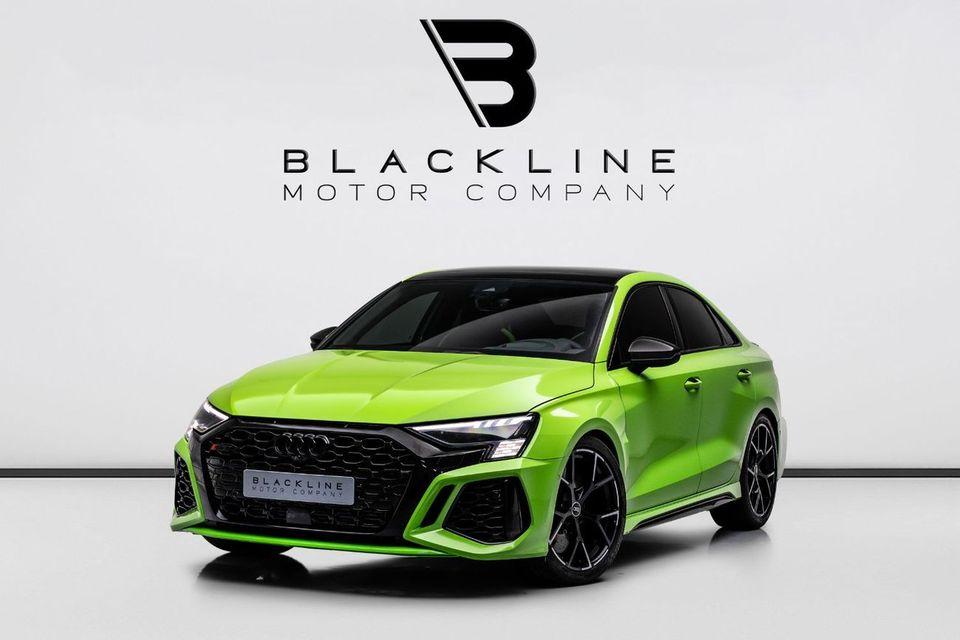 Audi RS3 TFSI quattro 2.5L Sedan 2022 Audi RS3, 2.5 TC I5, AWD, 400bhp, 7 Speed Automatic