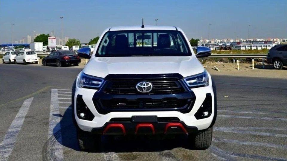 Toyota Hilux DC TRD 4.0L AWD 1