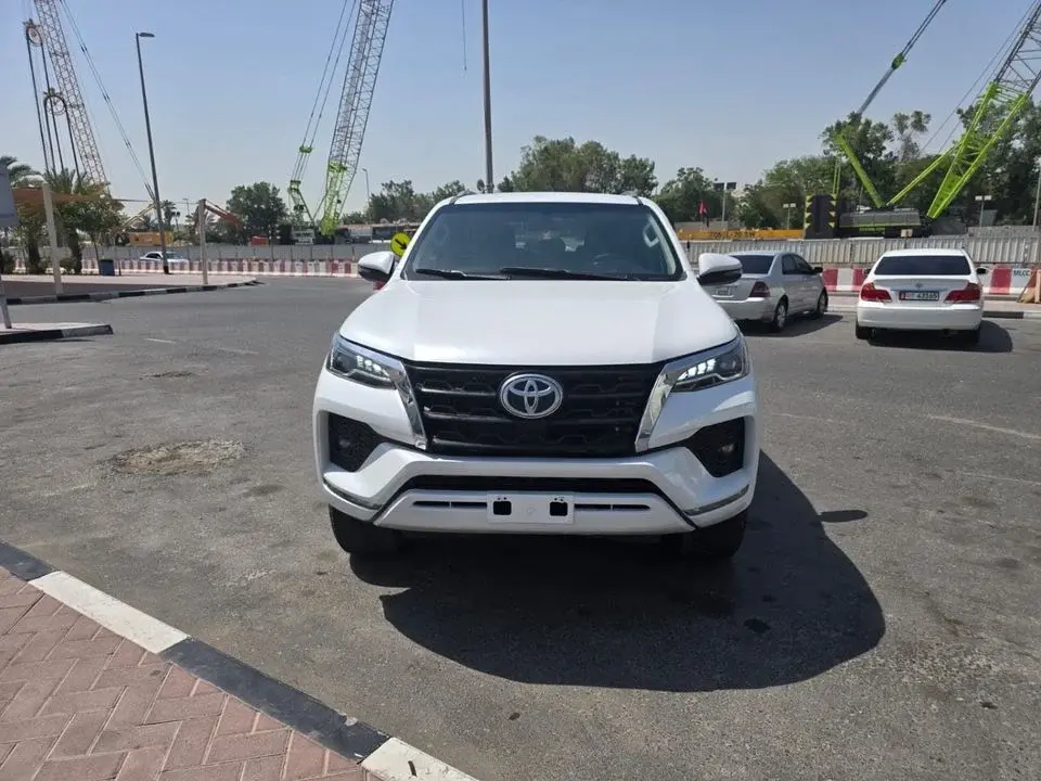 Toyota Fortuner EXR 2.7L (160 HP)