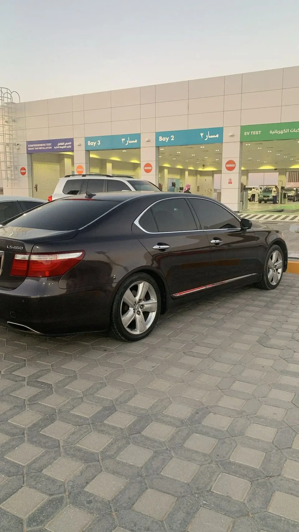 Lexus LS460