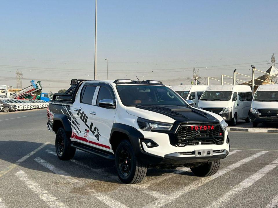 Toyota Hilux 2022 Toyota Hilux GR Sport - 2.7L V4 - Full Automatic Patrol - 4x4 AWD - Off Road Edition -