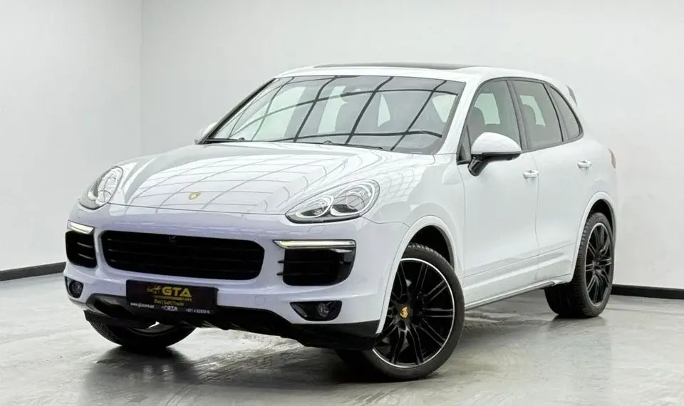 Porsche Cayenne 2016 Porsche Cayenne S, Service History, Fully Loaded, Excellent Condition, GCC