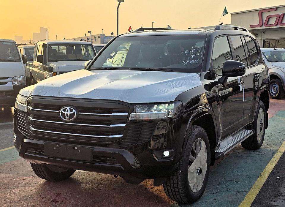 Toyota Land Cruiser Toyota Land Cruiser GXR 4.0L petrol 2025 black color