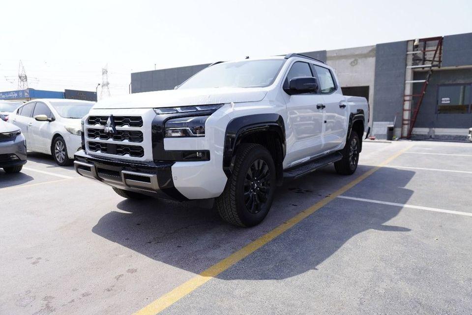 Mitsubishi L200 MITSUBISHI SPORTERO GCC FULL OPTION GLS Double Cab Diesel 2.4L 2025