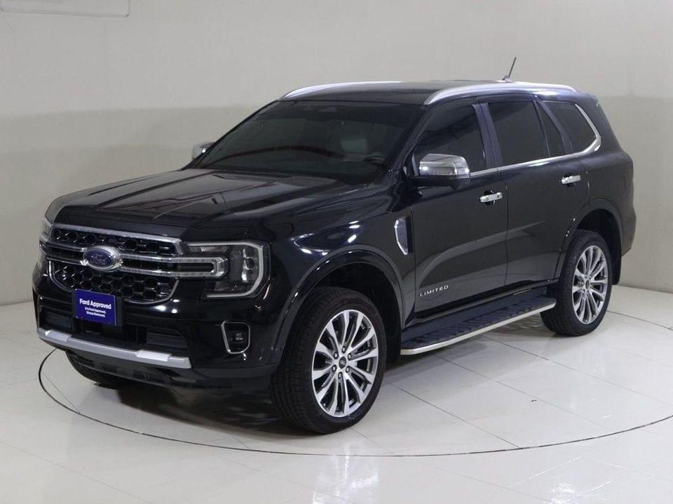 Ford Everest EVR624W LIMITED / FREE Insurance + Registration / AL TAYER MOTORS / AL QOUZ SHOWROOM