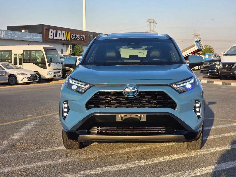 Toyota RAV4 SE Hybrid Sunroof , Push button , Leahter seats and trunk automatic