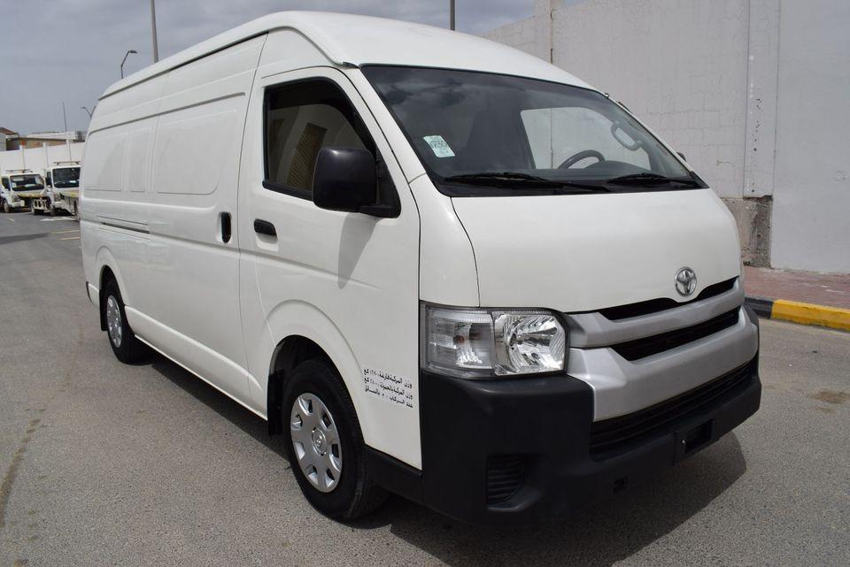 Toyota Hiace GL - High Roof LWB 2.7L