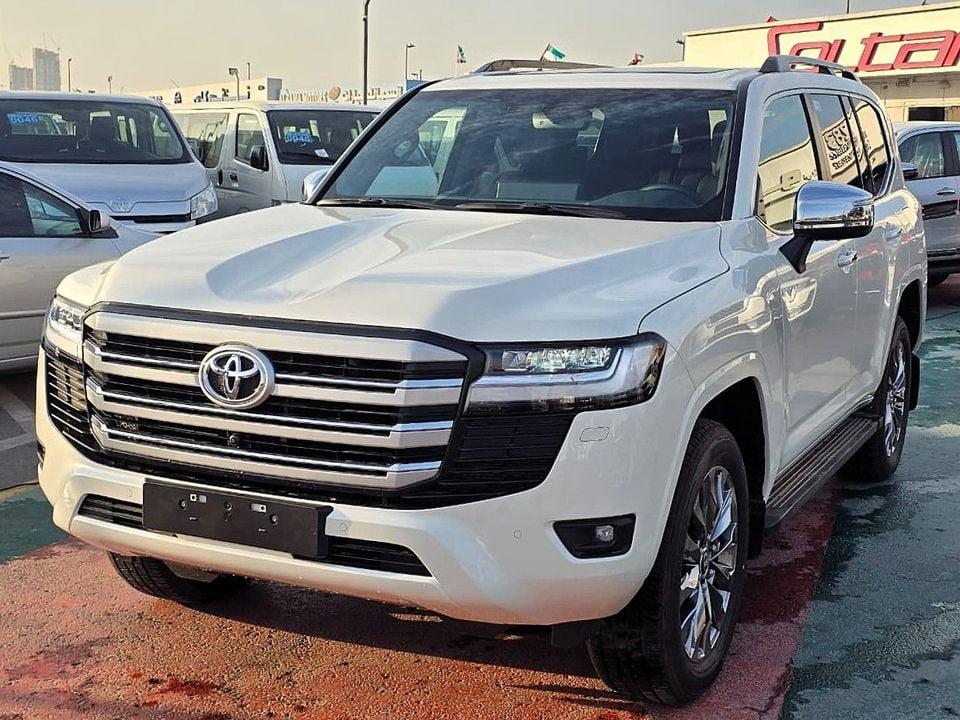 Toyota Land Cruiser Toyota land cruiser Vx 3.5l turbo white color inside black 2025