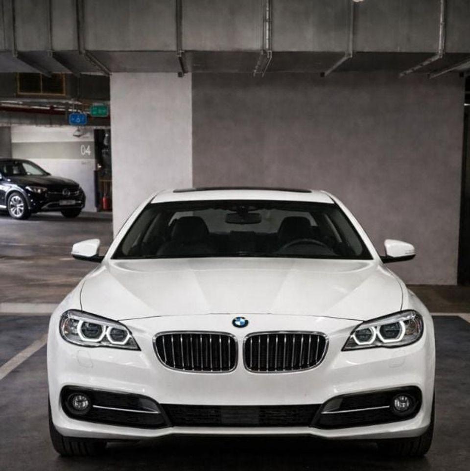BMW 528i