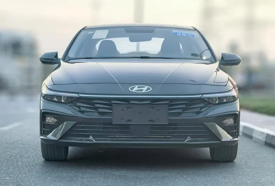 Hyundai Elantra Comfort 2.0L