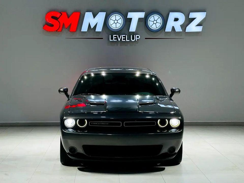 Dodge Challenger R/T Plus 5.7L (372 HP)