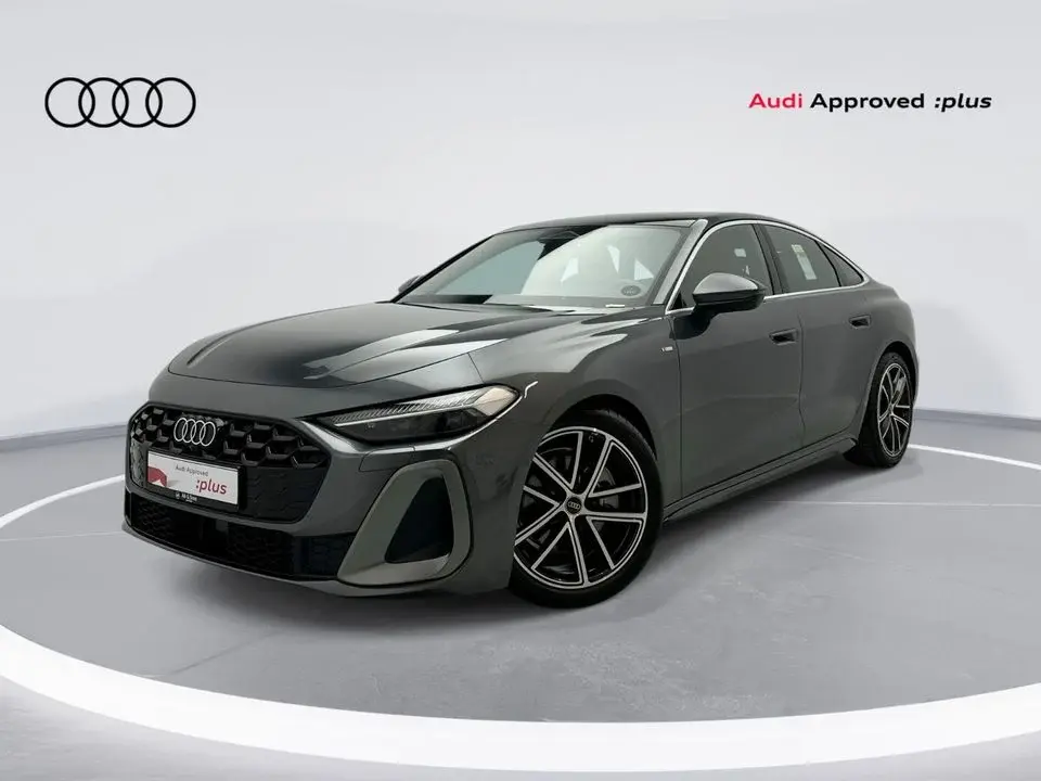 Audi A5 TFSI S tronic A5 Sedan TFSI 204hp (Ref# 45884)