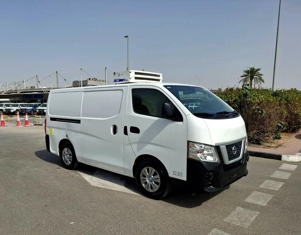 Nissan Urvan Nissan Urvan NV350