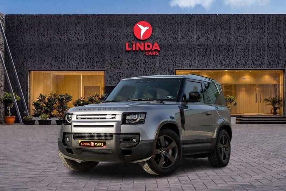 Land Rover Defender P400 90 HSE 3.0L (5 Seater) Land Rover Defender 90 P400 HSE 2021 GCC Warranty Service Contract