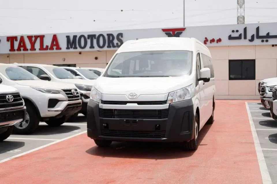 Toyota Hiace TOYOTA HIACE 3.5 MT WHITE 2026 WITH REAR HEATER